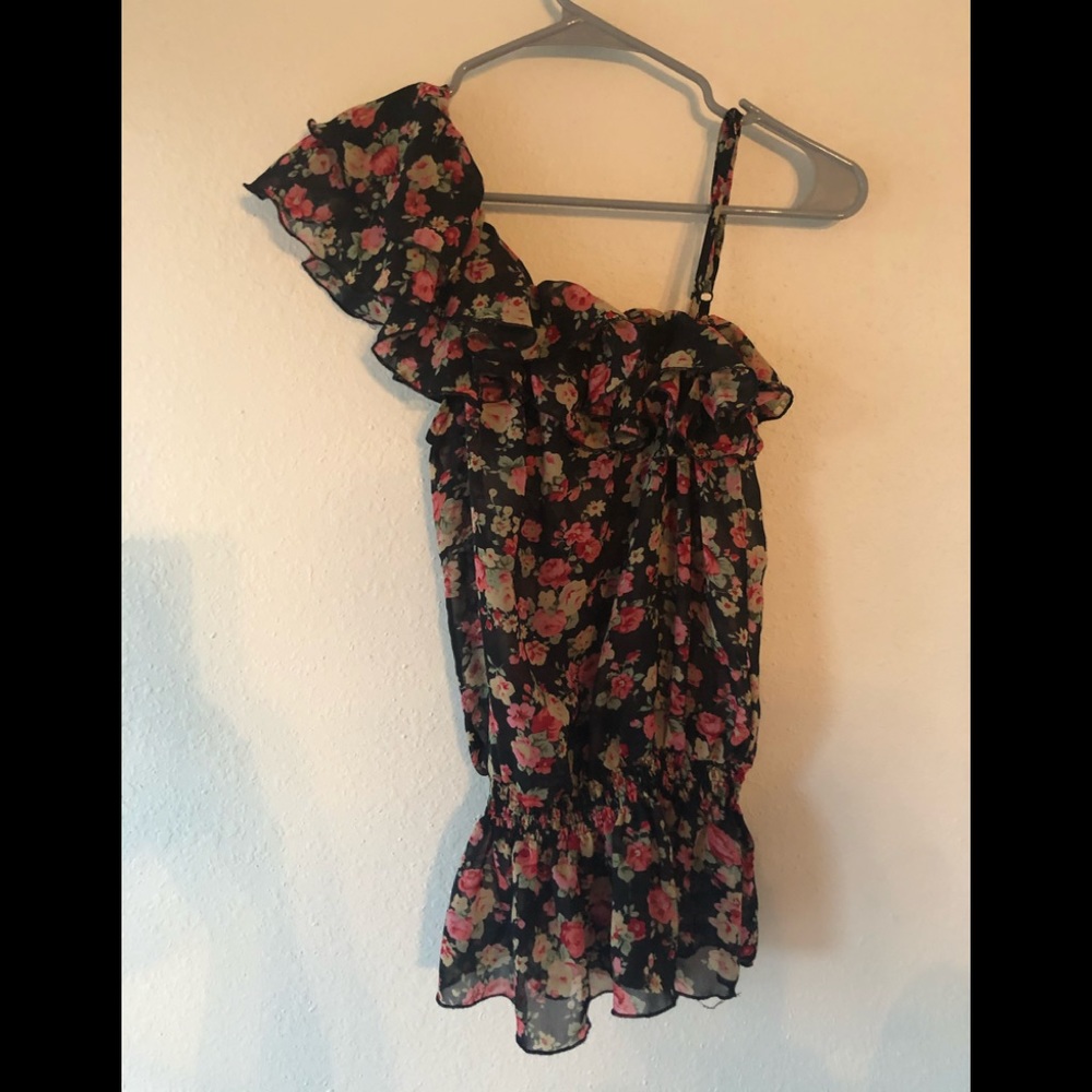 Floral one shoulder blouse size small